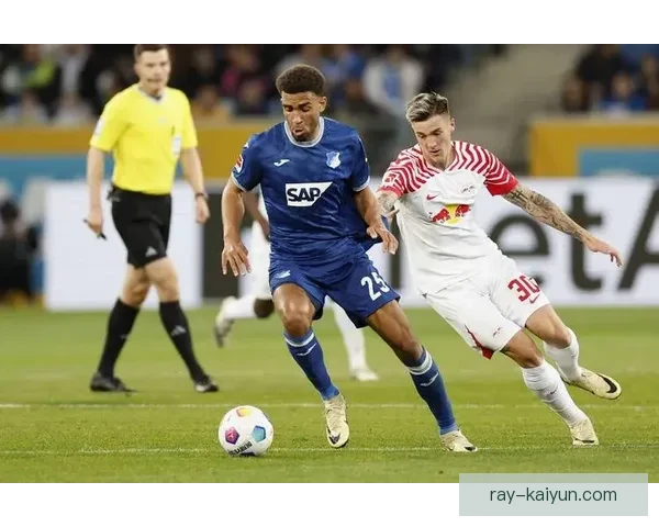 勒沃关键球员状态回暖，近期表现稳健备受关注